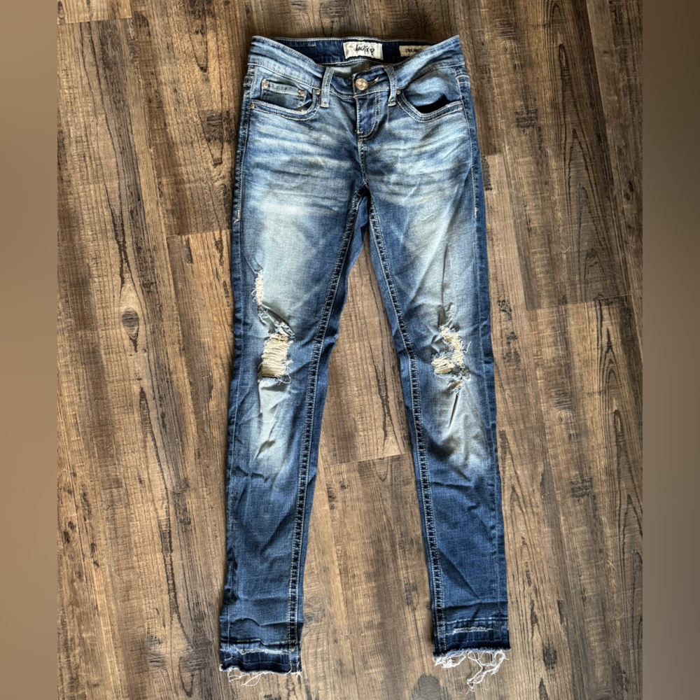 Daytrip womens Faded Blue Skinny Jeans